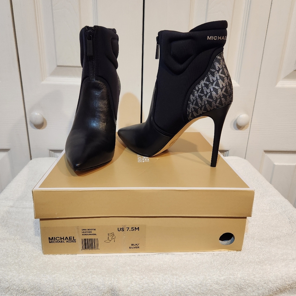 Michael Kors Silver and Black Heeled Boots Elegant and Chic - Picture 4 of 4